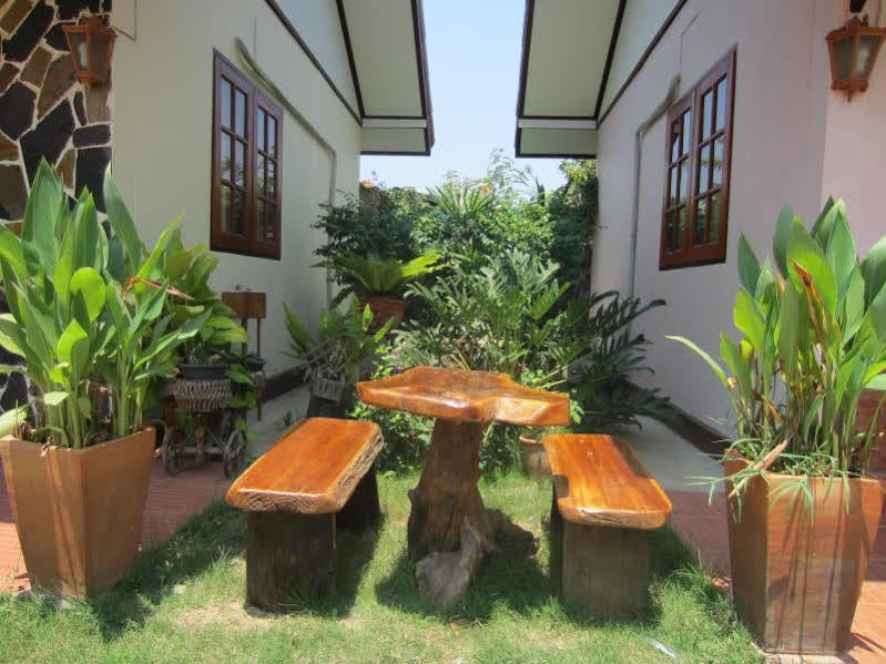 Chuan Chom Resort Sukhothai Exterior photo